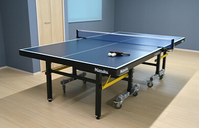 公式卓球台4台常設
